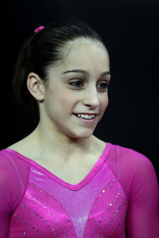 File:Jordyn wieber 3.jpg