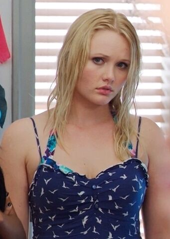 File:Carly unhappy.jpg