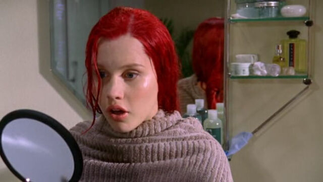 File:Emma Shocked.jpg