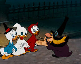 1952DonaldDuckTrickOrTreat