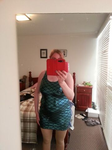 File:Dress.jpg