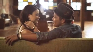 Bruno-Mars-Just-the-Way-You-are-music-video