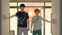 Hinata i kageyama docierają na obóz.png