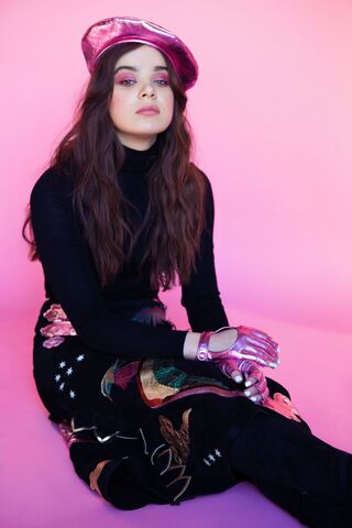 File:Ladygunn1.jpg