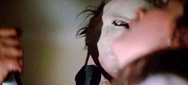 File:Michael kills Alice.jpg