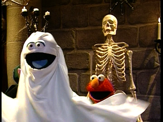 File:Elmo Says BOO! 51.png