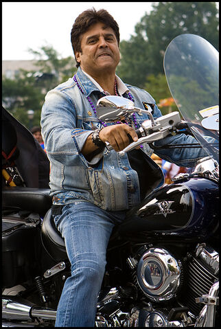 File:Erik Estrada, Ponch.jpg