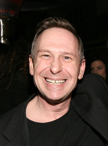 Archivo:Scott Thompson.jpg