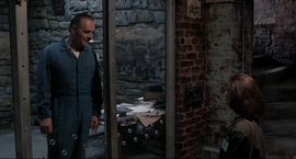Silence - Clarice visita a Lecter.png