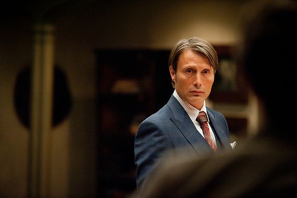 File:1x02 HannibalAndWill.jpg