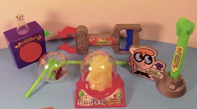 File:Wendy'sDexter'sLaboratoryToys.jpg