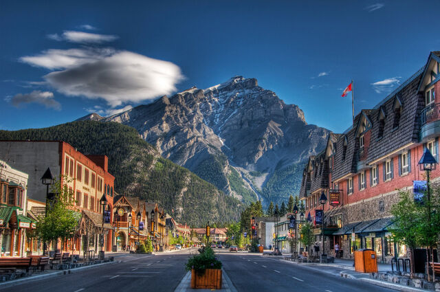 File:Beautiful-town-in-the-shadow-of-a-mountain-hdr-321486.jpg