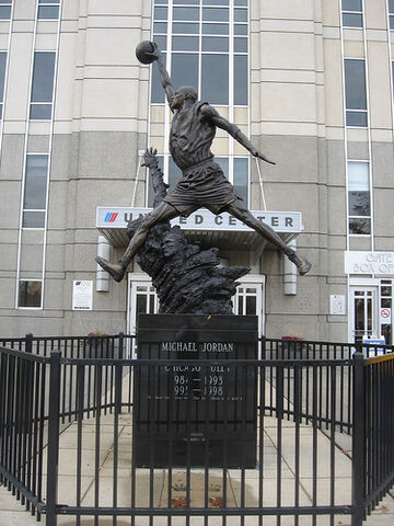 File:Michael Jordan Statue.jpg
