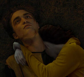 Willa on Cedric's dead body