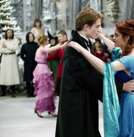 File:Willaandcedricdancingattheyuleball.jpg