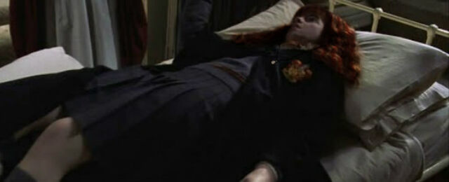 File:Petrified-Willa.jpg