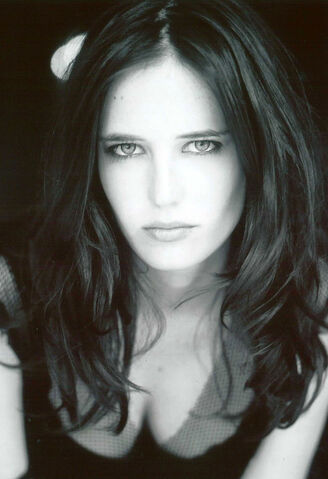 File:Eva-Green-Morgan-Camelot.jpg