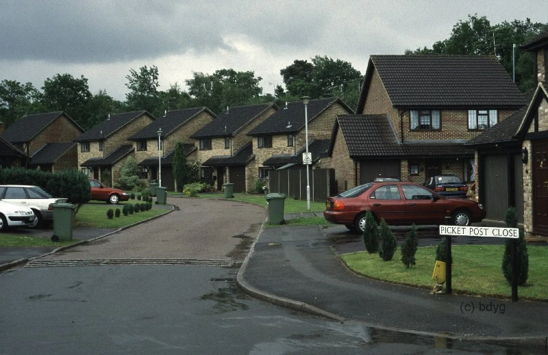 Picket Post Close Harry Potter Wiki FANDOM powered by Wikia