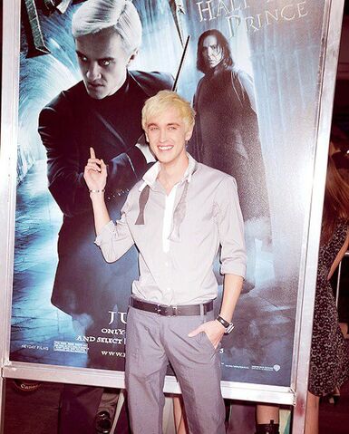 File:Harry Potter (94).jpg