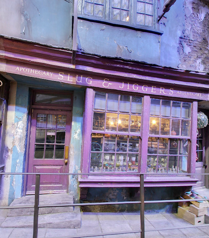 File:Diagon-Alley-Slug-and-Jiggers-Apothecary.png