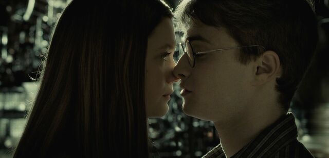 File:HarryGinny.jpg