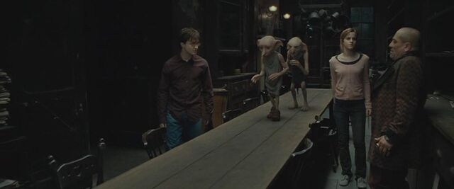 File:Dobby-Kreacher-Mundungus.jpg