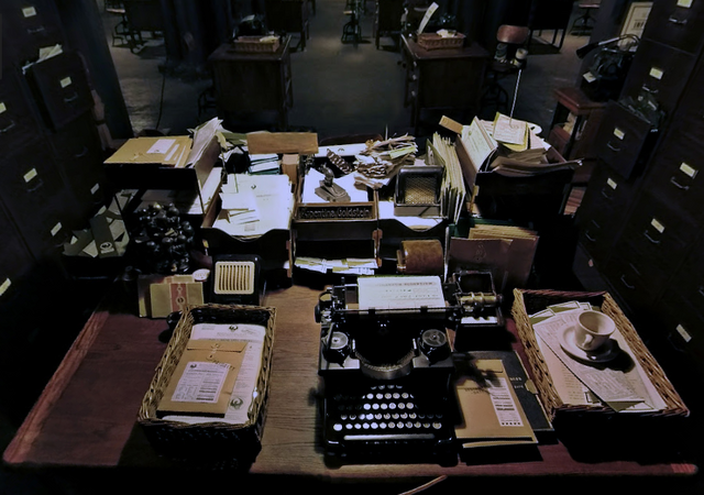 File:Porpentina's Desk.png