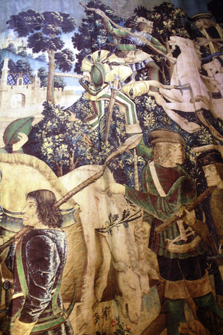 File:SlytherinTapestries.png