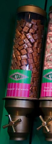 File:Wrapped Caramels.jpg