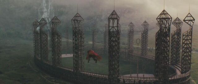 Datei:Quidditch pitch 1.jpg