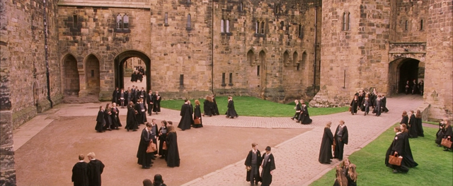 File:Enclosed entrance.png