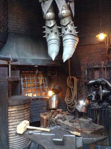 File:BowmanEWrightBlacksmithInterior.png