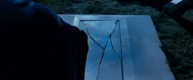 File:Cracktomb.png