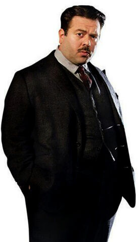 File:Jacob Kowalski promo.jpg