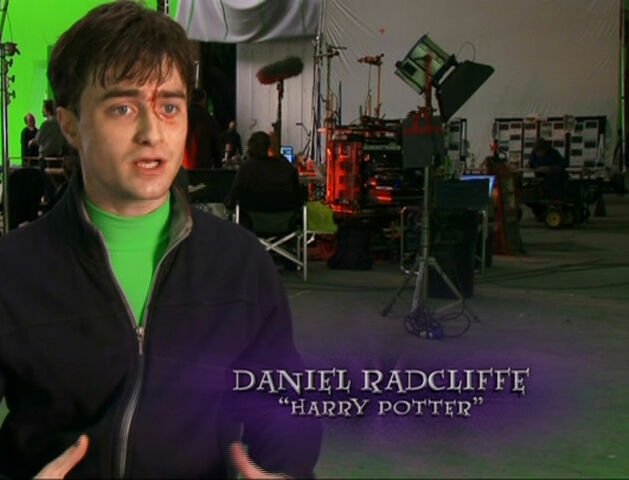 File:Daniel Radcliffe at the set of Deathly Hallows part 2.jpg