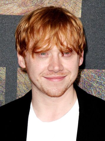 Dosya:Rupert-grint-premiere-rise-of-the-planet-of-the-apes-01.jpg