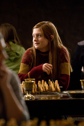 File:Gina weasley.jpg