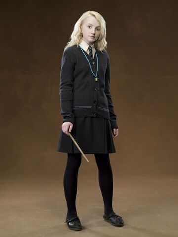 Dosya:Luna-Lovegood-promo-luna-lovegood-22387192-600-800.jpg