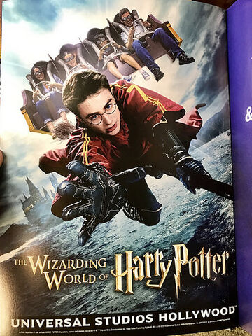 File:Wizarding World Hollywood Banner.jpg
