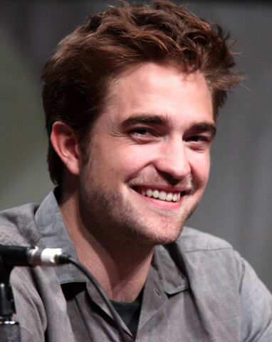 Datei:Robert Pattinson by Gage Skidmore.jpg