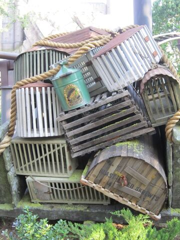 File:Crates.jpg