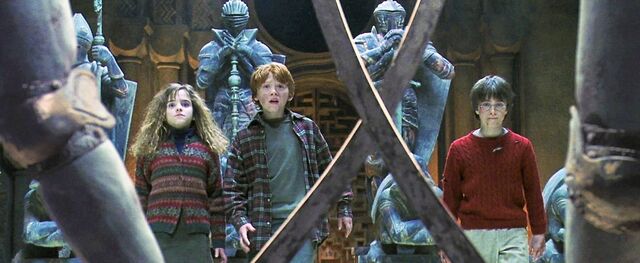 File:Harry-potter1-trio chess.jpg