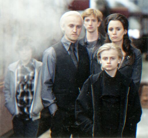 File:MalfoyFamily2017.jpg