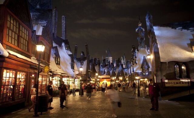 File:Rsz wizarding-world-of-harry-potter-hogsmeade.jpg