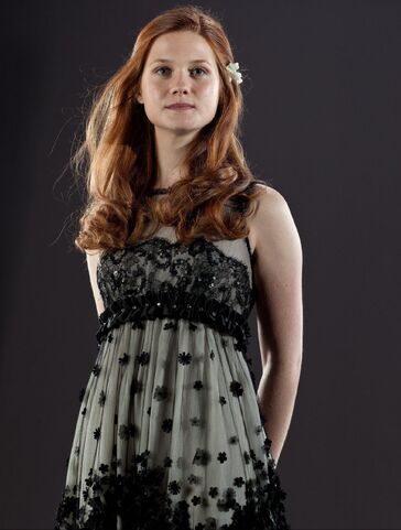 File:Ginny Weasley Deathly Hallows promo image 1.jpg