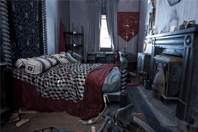 File:SiriusBedroom.jpg