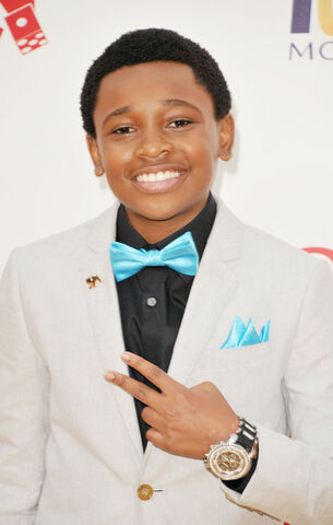 File:CURTISHARRISLOOKINFLY.jpg
