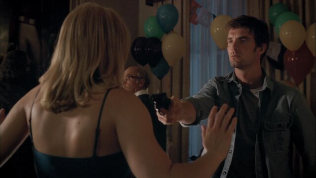 File:Nathan finds chamleon.jpg