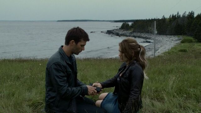 File:Nathan and Lexie reunite.jpg