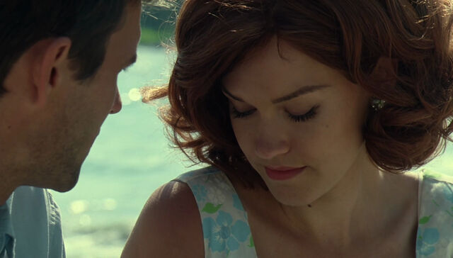 File:309 Sarah and Nathan 01.jpg